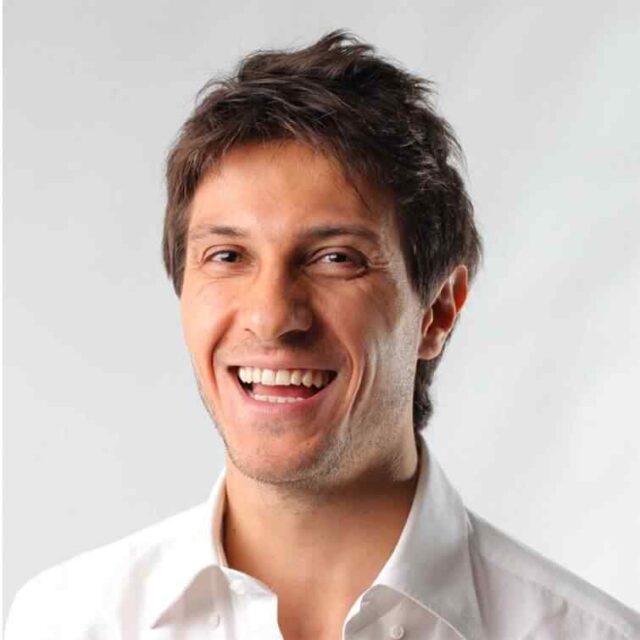 https://www.antea-evolution.com/wp-content/uploads/2017/03/people2-640x640.jpg